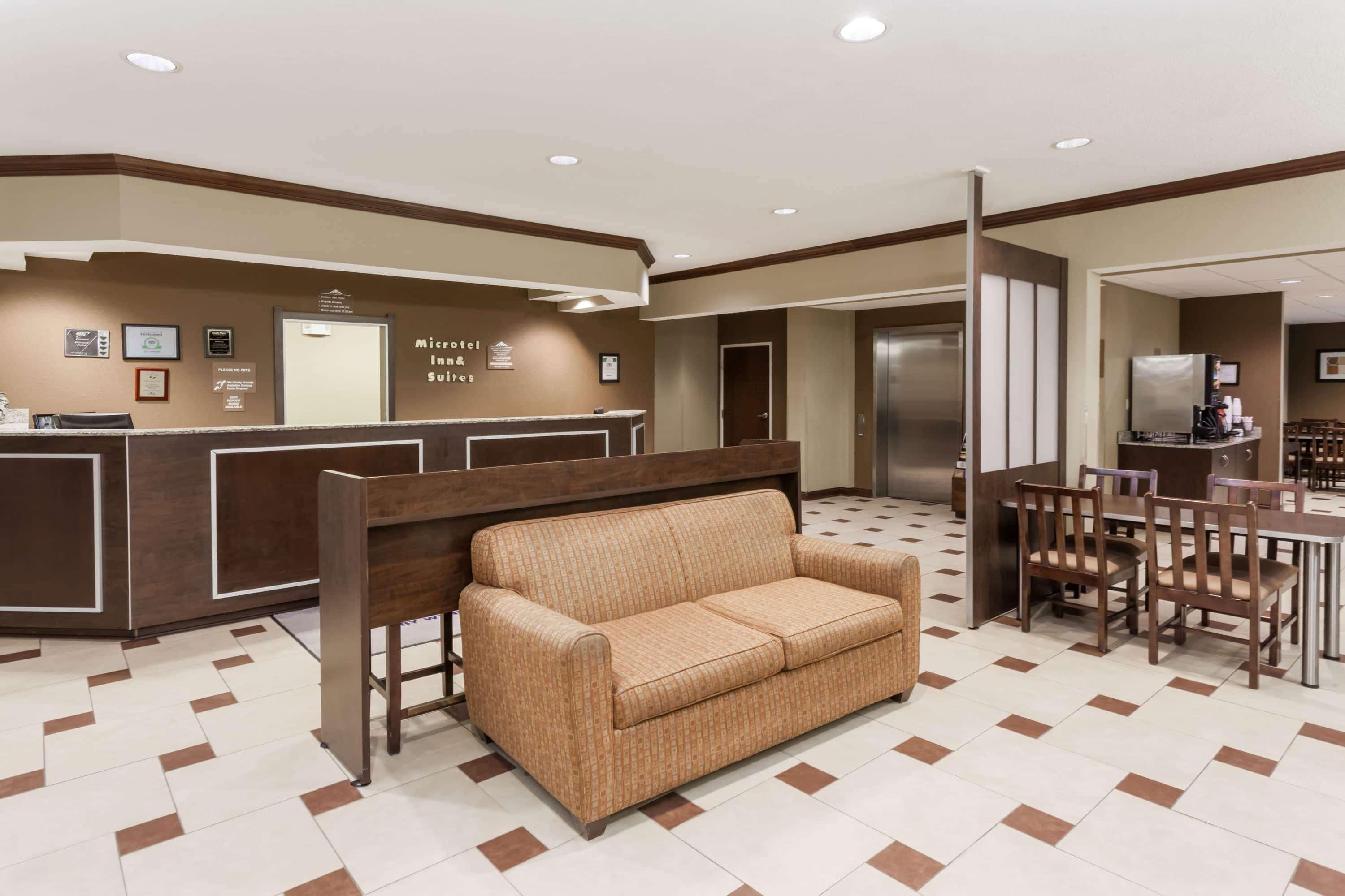 Microtel Inn & Suites By Wyndham Michigan City Luaran gambar